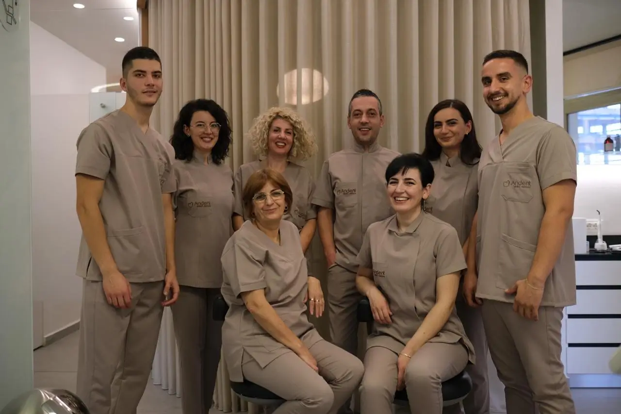 Turismo dental en Albania y tratamientos odontológicos en Clínica Dental Andent en Tirana